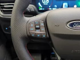 Ford Focus thumbnail 18