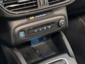 Ford Focus thumbnail 22