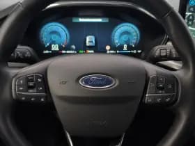 Ford Focus thumbnail 12