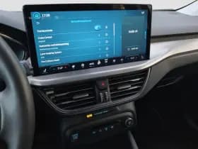 Ford Focus thumbnail 17