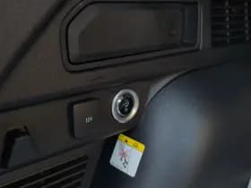 Ford Kuga thumbnail 39