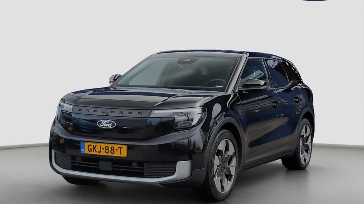 Ford Explorer — foto 1