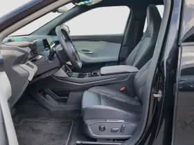 Ford Explorer thumbnail 9