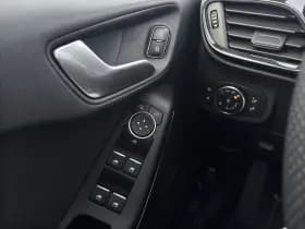 Ford Fiesta thumbnail 18
