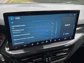 Ford Focus thumbnail 26