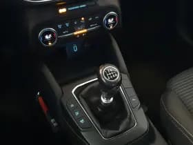 Ford Focus thumbnail 15