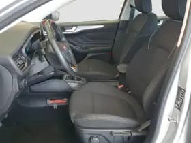 Ford Focus thumbnail 7