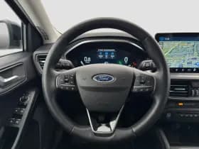 Ford Focus thumbnail 11