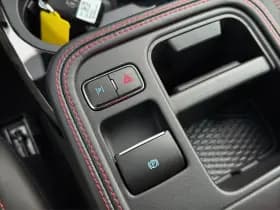 Ford Mustang Mach-E thumbnail 8