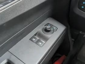 Ford Transit Courier thumbnail 12