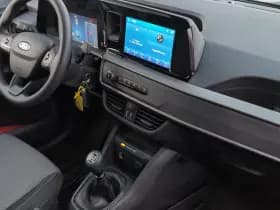 Ford Transit Courier thumbnail 22