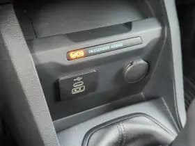 Ford Transit Courier thumbnail 9
