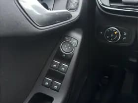 Ford Fiesta thumbnail 19