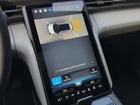 Ford Explorer thumbnail 18