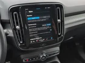 Volvo XC40 thumbnail 18