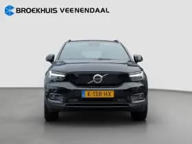 Volvo XC40 thumbnail 4