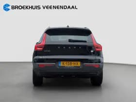 Volvo XC40 thumbnail 5