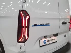 Ford E-Transit Custom thumbnail 12