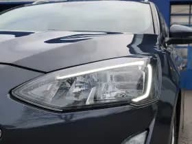 Ford Focus thumbnail 18