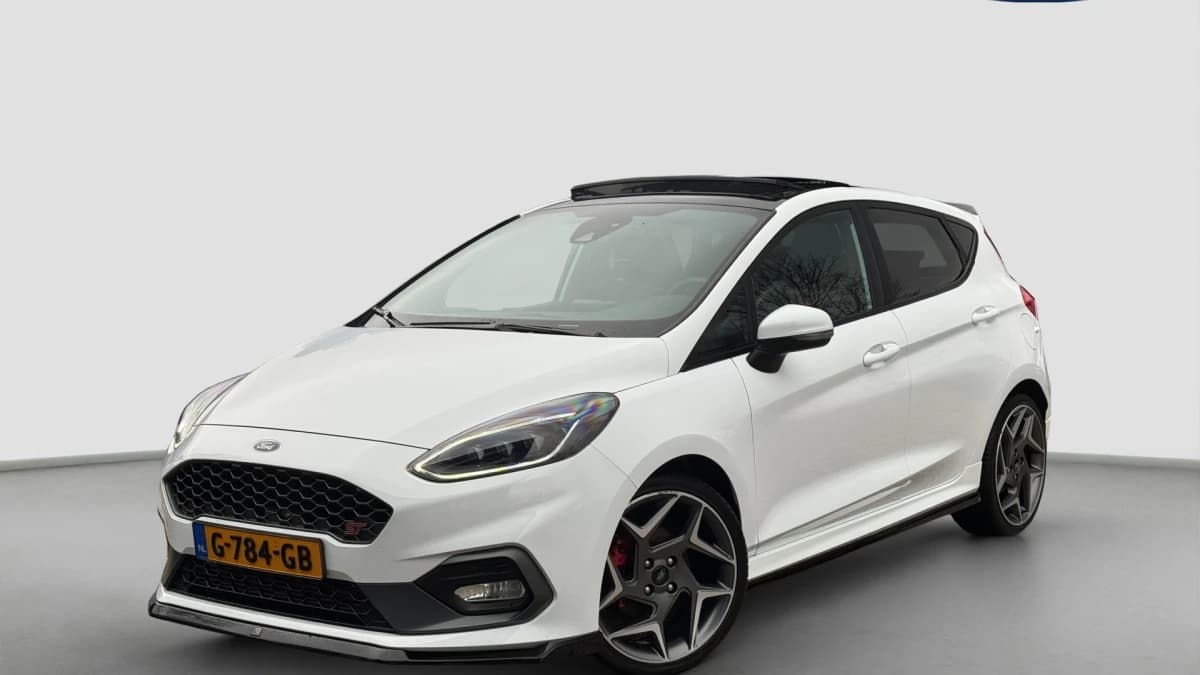 Ford Fiesta — foto 1