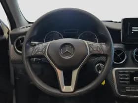 Mercedes-Benz GLA-Klasse thumbnail 13