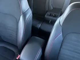 Ford Kuga thumbnail 11