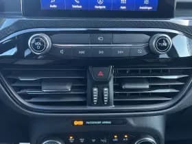 Ford Kuga thumbnail 21