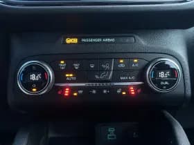 Ford Kuga thumbnail 22