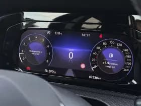 Volkswagen Golf thumbnail 12