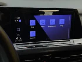 Volkswagen Golf thumbnail 23