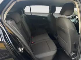 Volkswagen Golf thumbnail 10