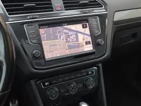 Volkswagen Tiguan thumbnail 9