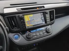 Toyota RAV4 thumbnail 13