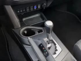 Toyota RAV4 thumbnail 19