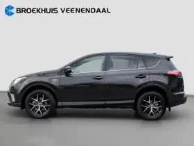 Toyota RAV4 thumbnail 6