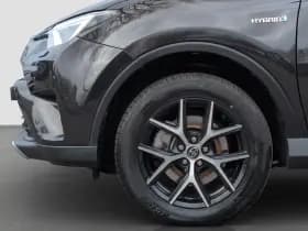 Toyota RAV4 thumbnail 7