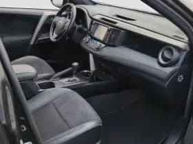 Toyota RAV4 thumbnail 9