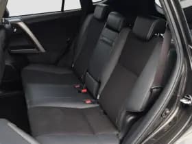 Toyota RAV4 thumbnail 10
