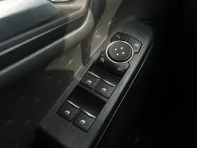 Ford Kuga thumbnail 26