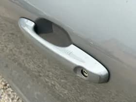 Ford Kuga thumbnail 33