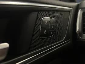 Ford S-Max thumbnail 21