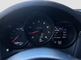 Porsche Macan thumbnail 14