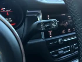 Porsche Macan thumbnail 19