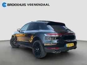 Porsche Macan thumbnail 3