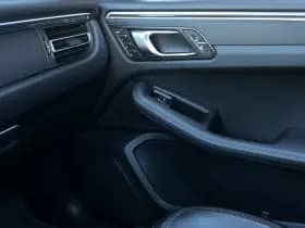 Porsche Macan thumbnail 29