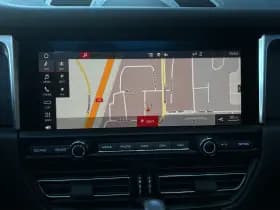 Porsche Macan thumbnail 32