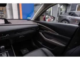 Mazda CX-30 thumbnail 22