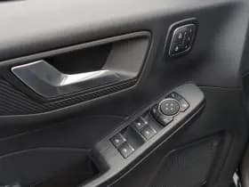 Ford Kuga thumbnail 15