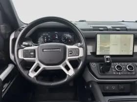 Land Rover Defender thumbnail 2