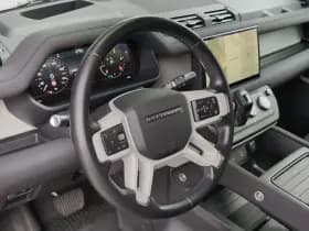 Land Rover Defender thumbnail 13